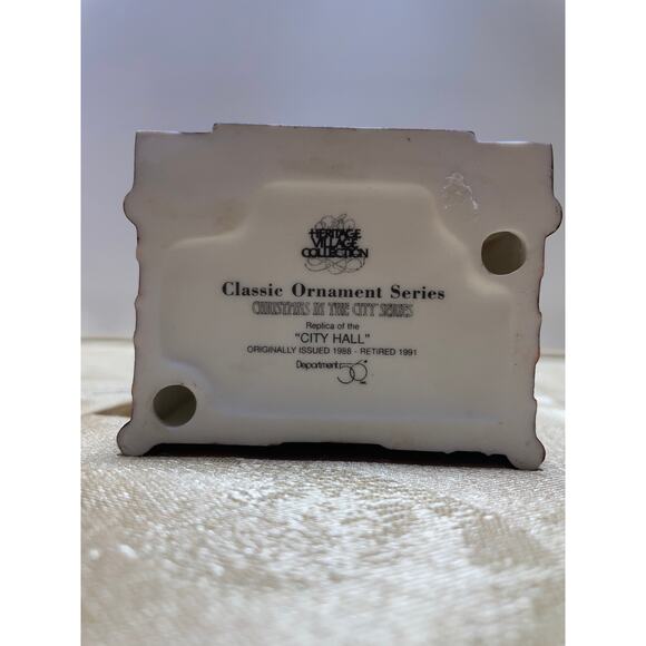 Vtg Department 56 Ornament Christmas in the City Series “City Hall” Retired 1991 - Picture 5 of 11